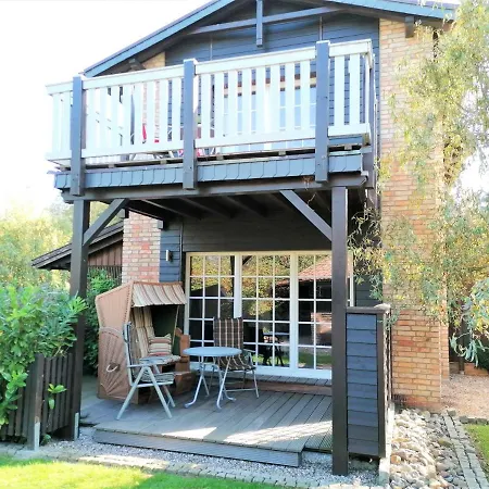 Lejlighed Alter Bahnhof Mit Terrasse Und Garten Ofc 06 Roggow