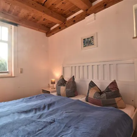 Alter Bahnhof Mit Terrasse Und Garten Ofc 06 Roggow